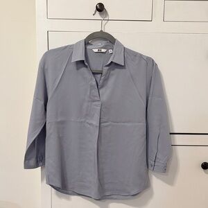 Uniqlo Light Gray Shirt